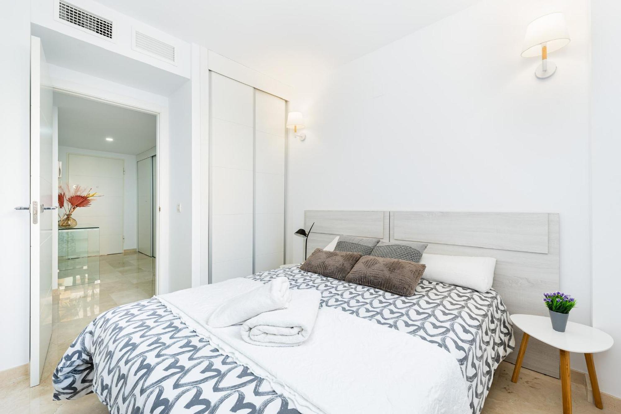 Tornado Apartamento Sunrise Torrevieja Exterior foto